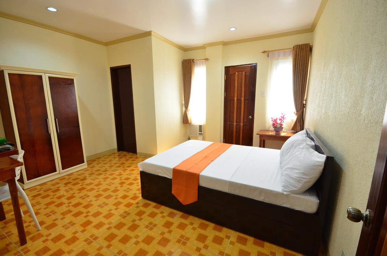 Gilin Pension House Puerto Princesa Екстериор снимка