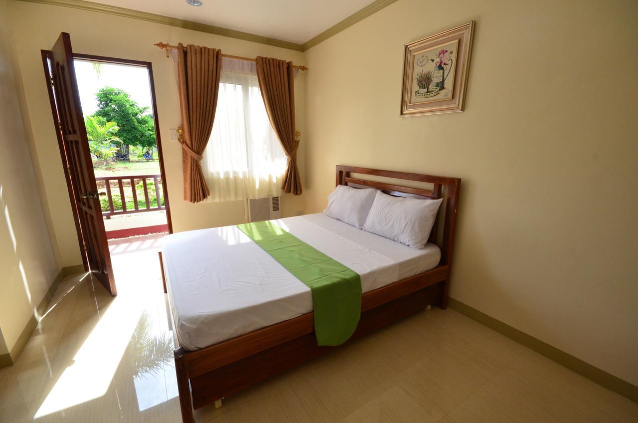 Gilin Pension House Puerto Princesa Екстериор снимка